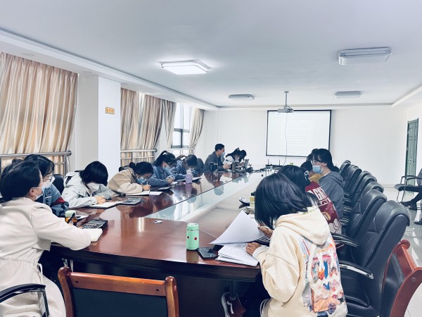 甘肅建投新能源公司  組織開展財務(wù)人員專業(yè)知識培訓(xùn)