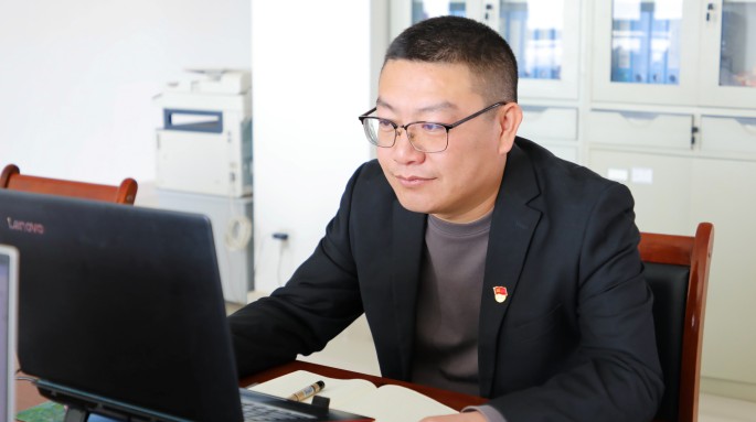 【榜樣力量】堅守崗位，鑄就不凡業(yè)績 ——記甘肅建投2024年度優(yōu)秀員工張久明